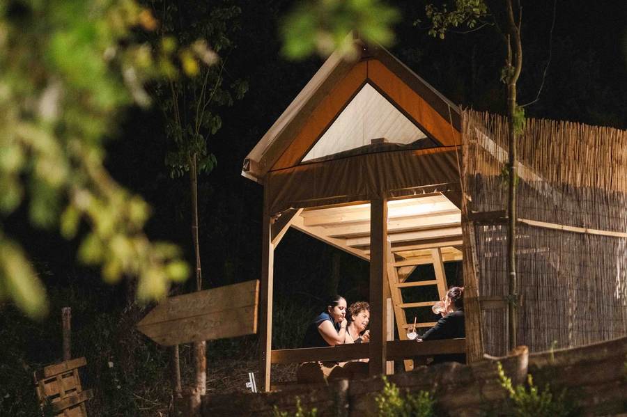 Evento al Simposio Petra Sky Glamping Diamante